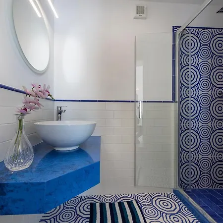 Le Ali Sul Mare,near Elevator, Few Steps,parking Holiday home *