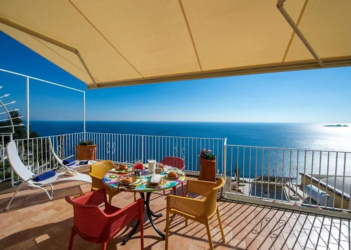 Le Ali Sul Mare,near Elevator, Few Steps,parking