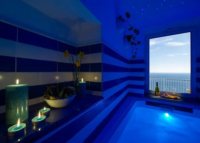 Le Ali Sul Mare,near Elevator, Few Steps,parking Feriehus Positano